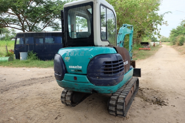 Komatsu pc35R-8 มีเก๋งเก่าญี่ปุ่นไม่เคยใช้ในไทย 086-1602189 เอกสารครับ