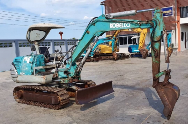 ขายด่วนลดกะหน่ำราคาพิเศษ215,000บาทรถแบคโฮKOBELCO.SK30-2คลนโทลน้ำมันปั้มนี้วเร็วแรงไม่โหลดเครื่อง 3สูบเครื่องดีรถนอกเพื่งนำเข้ามาใหม่จากญี่ปุ่นยังไม่ได้ใช้ในไทยเลย
