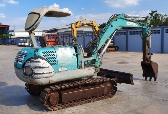 ขายด่วนลดกะหน่ำราคาพิเศษ215,000บาทรถแบคโฮKOBELCO.SK30-2คลนโทลน้ำมันปั้มนี้วเร็วแรงไม่โหลดเครื่อง 3สูบเครื่องดีรถนอกเพื่งนำเข้ามาใหม่จากญี่ปุ่นยังไม่ได้ใช้ในไทยเลย