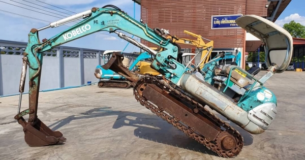 ขายด่วนลดกะหน่ำราคาพิเศษ215,000บาทรถแบคโฮKOBELCO.SK30-2คลนโทลน้ำมันปั้มนี้วเร็วแรงไม่โหลดเครื่อง 3สูบเครื่องดีรถนอกเพื่งนำเข้ามาใหม่จากญี่ปุ่นยังไม่ได้ใช้ในไทยเลย