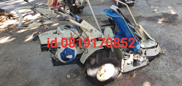 รถเกี่ยวข้าวมัดทิ้ง  สอบถามได้ครับ id 0819170852 ราคา 14500 บาท