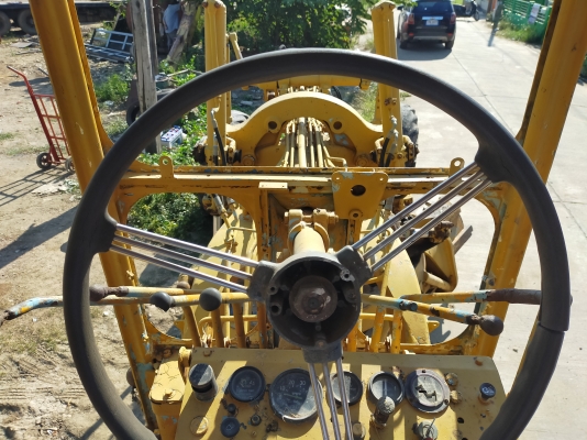 ขายรถเกรดKOMATSU GD37