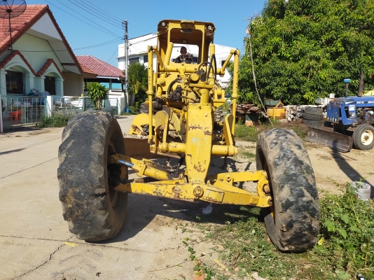 ขายรถเกรดKOMATSU GD37