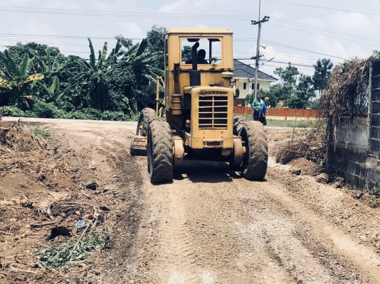 ขายรถเกรดKOMATSU GD37