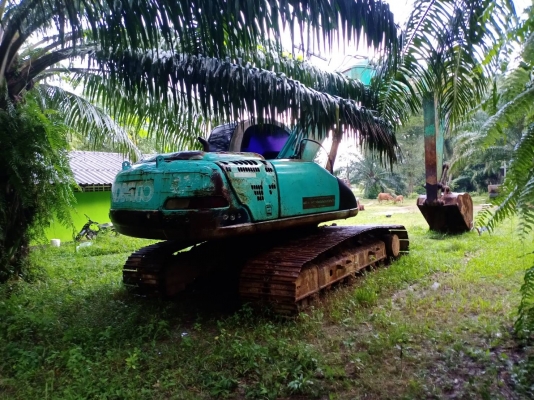 KOBELCO SK200-V ธรรมดา ราคา 550,000 KOBELCO SK200-V ธรรมดา ราคา 550,000