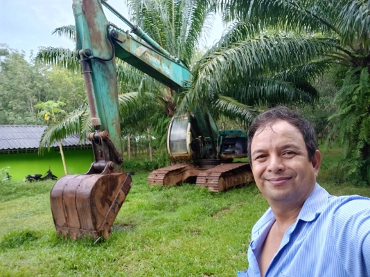 KOBELCO SK200-V ธรรมดา ราคา 550,000 KOBELCO SK200-V ธรรมดา ราคา 550,000