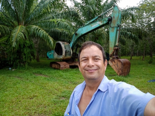 KOBELCO SK200-V ธรรมดา ราคา 550,000 KOBELCO SK200-V ธรรมดา ราคา 550,000