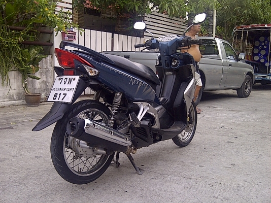 ขายนูโวอีลีแก้น135ccแสภาพเดิมๆรถวิ่ง 18000โล รถปี51 พรบครบพร้อมโอน