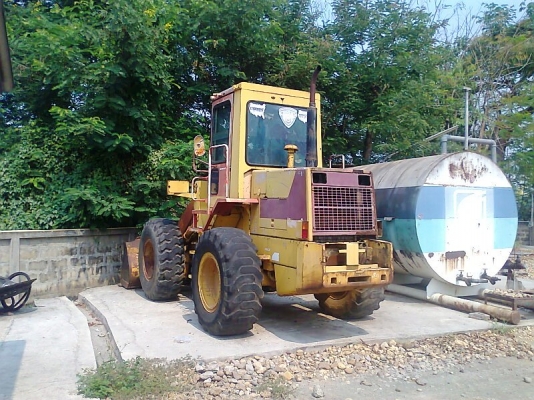 ขายด่วน..รถตัก KOMATSU WA120-1 สีเดิม ๆ สภาพเก่าญี่ปุ่น ตักแรง ได้งานไว เครื่องดี เกียร์ดี ประหยัดน้ำมัน.