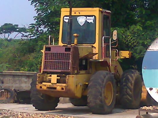 ขายด่วน..รถตัก KOMATSU WA120-1 สีเดิม ๆ สภาพเก่าญี่ปุ่น ตักแรง ได้งานไว เครื่องดี เกียร์ดี ประหยัดน้ำมัน.