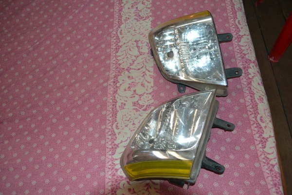 ขายไฟหน้า D-max ปี 2003-2005