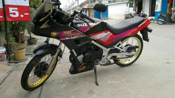 Suzuki 150 RGV จรวดทางเลียบ 9500 บาท