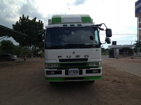 ยังเหลืออีกหลายคันครับ FUSO 12 ล้อ NGV 100\% กระบะ 7.50 เมตร ครับคันนี้เป็นคัชซีนอกครับจากญี่ปุ่นจดทะเบียนรอพร้อมเล่มเรียบร้อยครับคันนี้ลูกค้าสั่งวางเครื่องฮุนได C6AB 310แรงม้าพร้อมจูนกล่องเรียบร้อยรถสวยมาก
