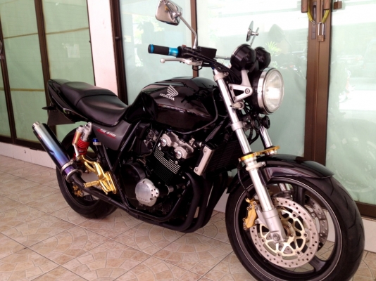 ขาย CB400 SF TEC1 ปี2000 สภาพสวยๆ  ทะเบียนแท้ สมอ.  ราคา 178000 บาท ต่อรองได้