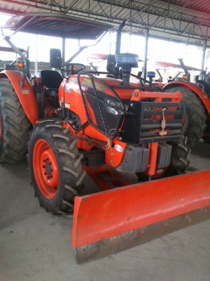 ขายรถแทรกเตอร์ KUBOTA MAX M7040