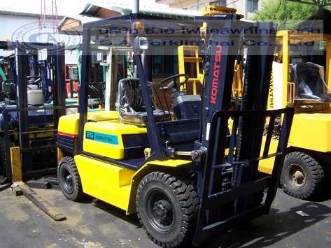 ขาย รถโฟล์คลิฟท์ KOMATSU รุ่น FD25 -11