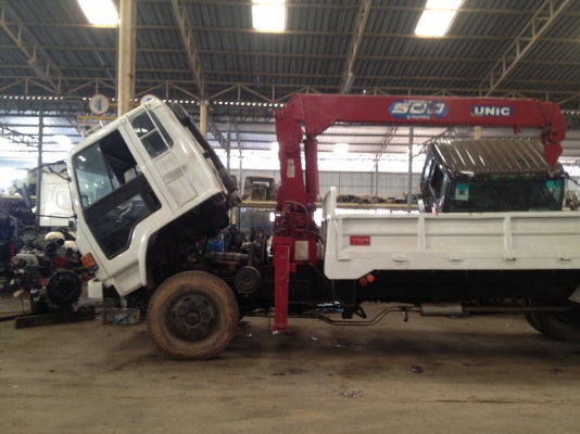 ขายด่วนๆถูกๆ ISUZU ROCKY กระบะเครน 5 ตัน ยาว 6 เมตรครับเครื่อง 175 แรงม้าเก็บงานเรียบร้อยพร้อมเล่มครับสภาพสวยมากใช้่งานอยู่ครับ