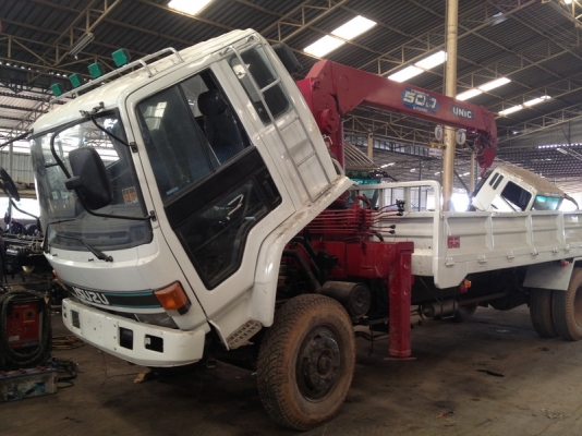 ขายด่วนๆถูกๆ ISUZU ROCKY กระบะเครน 5 ตัน ยาว 6 เมตรครับเครื่อง 175 แรงม้าเก็บงานเรียบร้อยพร้อมเล่มครับสภาพสวยมากใช้่งานอยู่ครับ