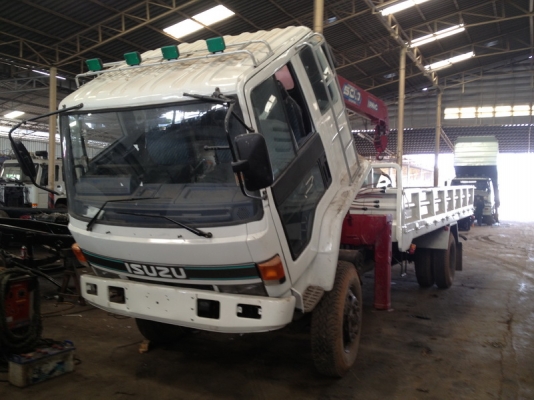 ขายด่วนๆถูกๆ ISUZU ROCKY กระบะเครน 5 ตัน ยาว 6 เมตรครับเครื่อง 175 แรงม้าเก็บงานเรียบร้อยพร้อมเล่มครับสภาพสวยมากใช้่งานอยู่ครับ