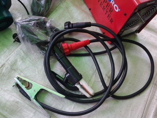 ขายตู้เชื่อมอินวอลเตอร์200แอมป์ชลบุรี