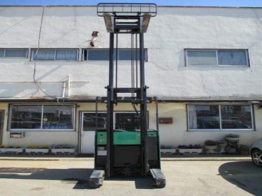 ซื้อขายประมูลรถForklift ซื้อขายประมูลรถForklift