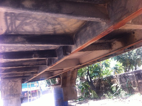 ขายกระบะเหล็กคอกสูง ของ HINO MEGA 320 เมื่อปี 50