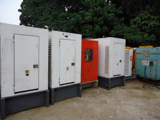 ขายเครื่่องปั่นไฟ CUMMINS 6CTA 175KVA USA