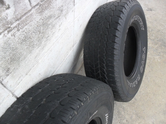 ยาง 31x10.50R15 ปี09 มี 1 คู่