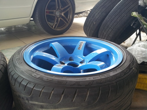 ขายยาง ขอบ18 225/40/18 ปี1810 กระทะล้อ15 5รูกระบะพร้อมยาง