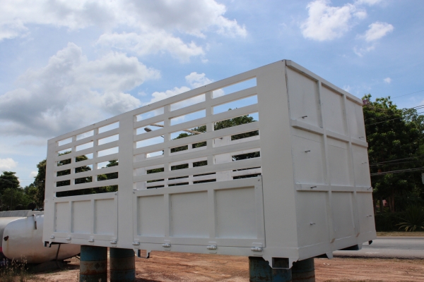 กระบะเหล็กรถบรรทุก 10  ล้อ