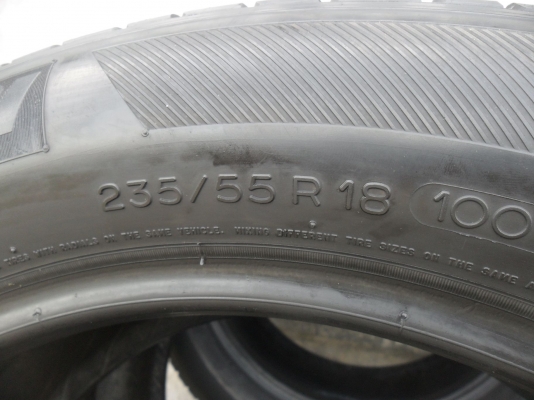ยาง 235/55R18 ปี11 สวยๆ 5 เส้น ยาง 235/55R18 ปี11 สวยๆ 5 เส้น
