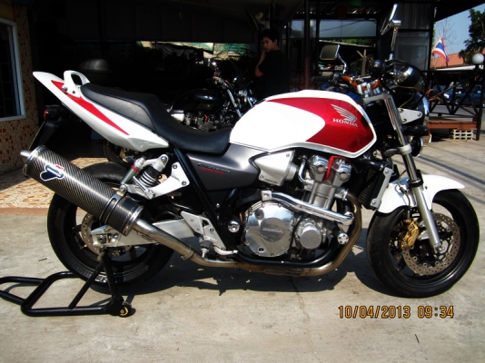 CB1300 ปี04 ทะเบียนพร้อมโอน รถสีเดิม สวยทั้งคัน สดจากญี่ปุ่น