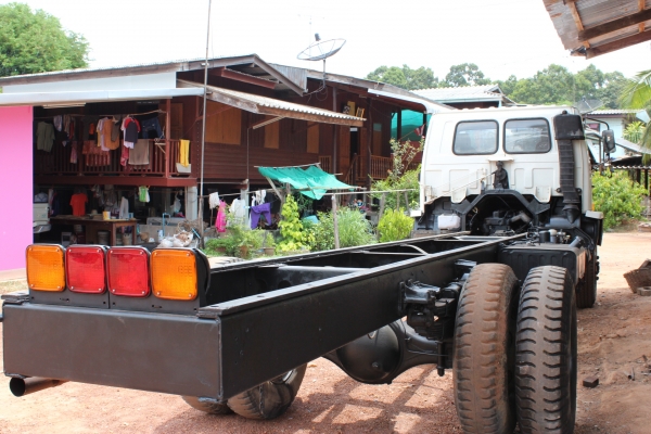 ขายอิซูสุ่ 6 ล้อช่วงยาว (รถห้าง)