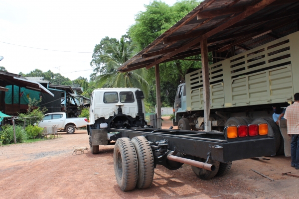 ขายอิซูสุ่ 6 ล้อช่วงยาว (รถห้าง)