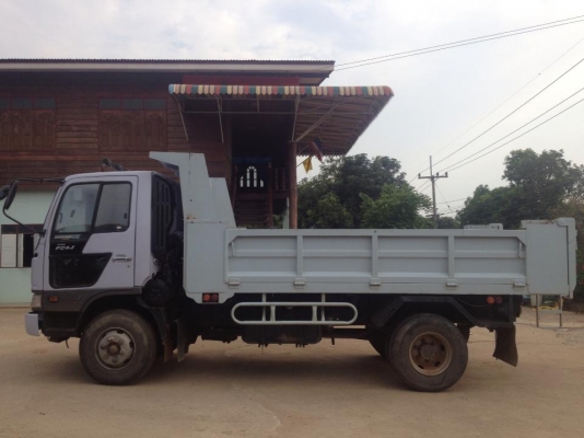 ประกาศขายรถหกล้อดั๊มดินสภาพดี สวย