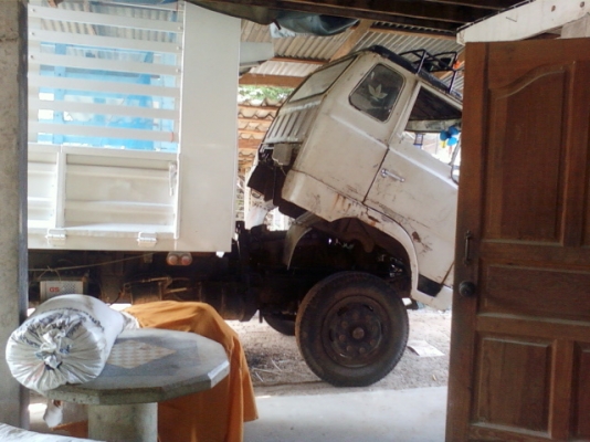 ขาย HINO KL 300 ดั้ม เครืี่องยนต์ 130 แรงม้า พวงมาลัยเพาเวอร์ ทะเบียนพร้อมโอน ขาย HINO KL 300 ดั้ม เครืี่องยนต์ 130 แรงม้า พวงมาลัยเพาเวอร์ ทะเบียนพร้อมโอน