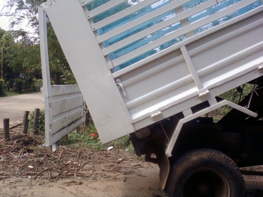 ขาย HINO KL 300 ดั้ม เครืี่องยนต์ 130 แรงม้า พวงมาลัยเพาเวอร์ ทะเบียนพร้อมโอน ขาย HINO KL 300 ดั้ม เครืี่องยนต์ 130 แรงม้า พวงมาลัยเพาเวอร์ ทะเบียนพร้อมโอน