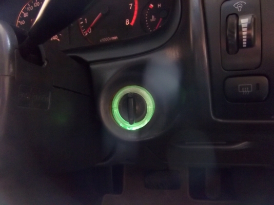 ไฟรูกุญแจของ TOYOTA COROLLA ALTIS สภาพสวยๆ ไฟรูกุญแจของ TOYOTA COROLLA ALTIS สภาพสวยๆ