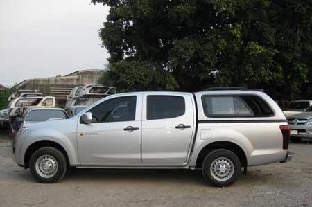 หลุดจำนำ isuzu all new สี่ประตู 180000