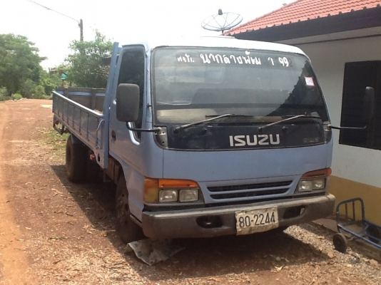 ขายด่วน NPR  66 LXT5 ปี 40 เครื่อง 4HL 135 hp รถห้างแท้เครื่องดีแคชชีสวยจัดพร้อมใช้งานไม่ผิดหวัง