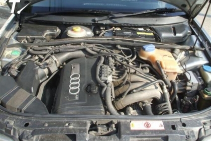 ขาย AUDI,A4 สีบรอนซ์เงิน 1.8 ปี95 เกียร์ออโต้ ติดLPG ประหยัดมาก รถสวย สภาพดี 135000