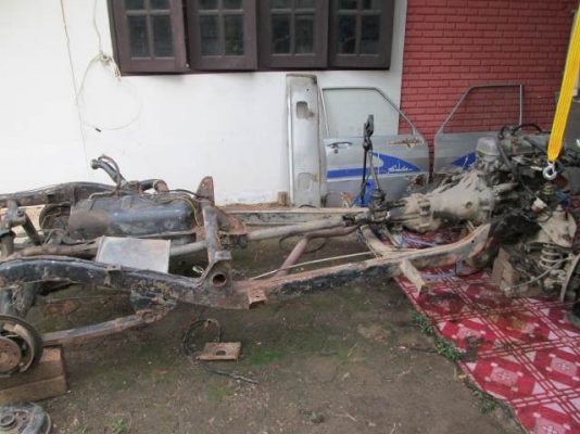 ขายเครื่อง มาสด้า 1200CC +เกียร์4speed พร้อมใช้แห้งๆ 8000 บาท