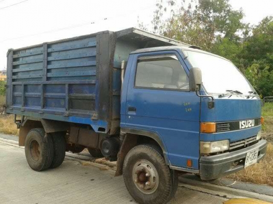 ขาย 6 ล้อดั้ม 115 แรงม้า F-F เกียร์ร็อค ยาว 3.5 เมตร โทร 081-9837056 ขาย 6 ล้อดั้ม 115 แรงม้า F-F เกียร์ร็อค ยาว 3.5 เมตร โทร 081-9837056