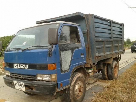 ขาย 6 ล้อดั้ม 115 แรงม้า F-F เกียร์ร็อค ยาว 3.5 เมตร โทร 081-9837056