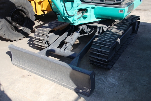 มือสองญี่ปุ่นนำเข้าเอง แบคโฮ KOMATSU-PC30-7 s.n.20860 ใช้งาน 2,044 ช.ม. พร้อมไลน์หัวเจาะ มือสองญี่ปุ่นแท้ สภาพดี รถพร้อมใช้ ราคาคุยกันได้ มีบริการขนส่ง