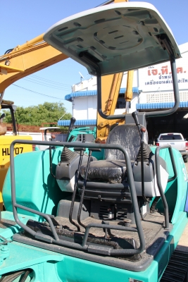 มือสองญี่ปุ่นนำเข้าเอง แบคโฮ KOMATSU-PC30-7 s.n.20860 ใช้งาน 2,044 ช.ม. พร้อมไลน์หัวเจาะ มือสองญี่ปุ่นแท้ สภาพดี รถพร้อมใช้ ราคาคุยกันได้ มีบริการขนส่ง