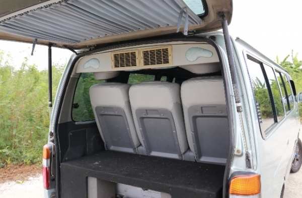 ขายรถตู้toyotaหัวจรวด หลังคาเตี้ย vip