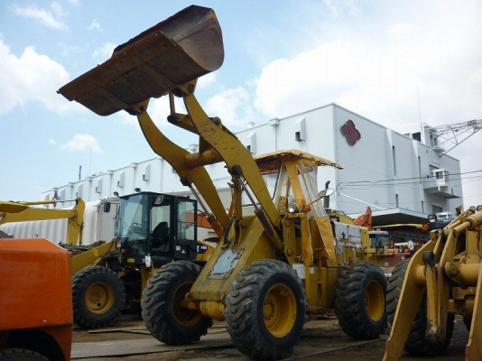 510 # 11128: รถตักล้อยาง รถนอก รอนำเข้าจากญี่ปุ่น : โทร.กุ้ง:TOS:081-3062283