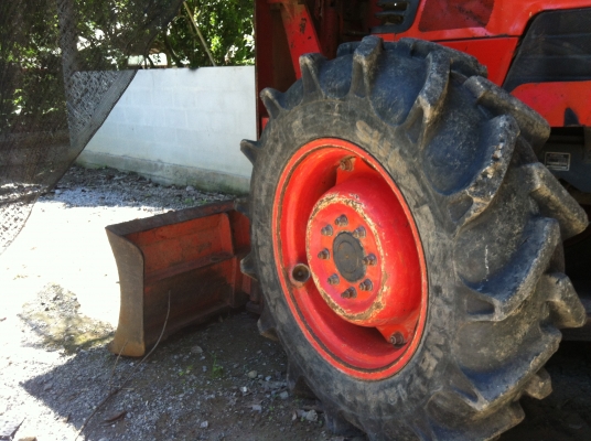 ขายคูโบต้า M9000 รถมีตัวจริง โทร 086 9513852