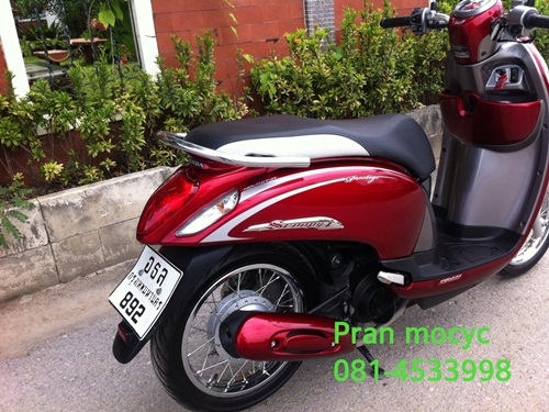 ขายscoopy-iสีเเดงเทา ปี2555